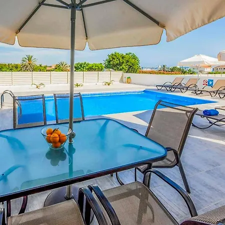 Villa Michaela Vine Peyia