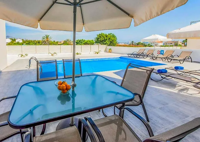 Vila Michaela Vine Pegeia