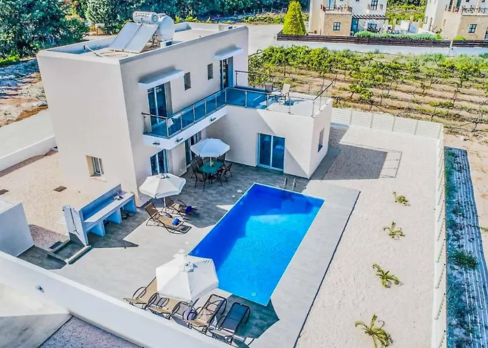 Vila Michaela Vine *